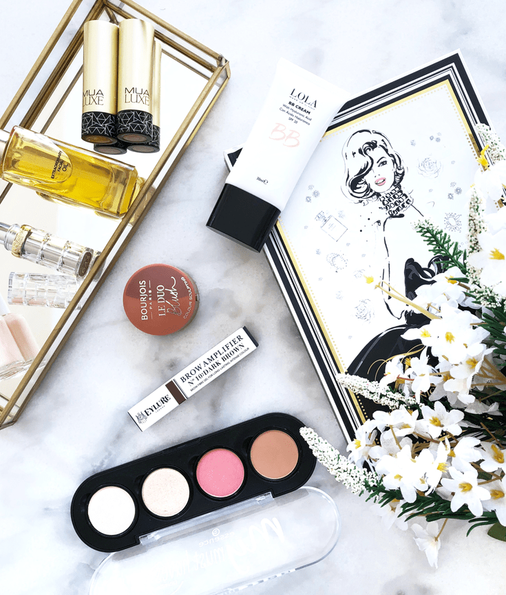 best of kiko milano - makeup products - new lune - lip pencil gloss - nail lacquer - lip liner - water eyeshadow - long lasting stick eyeshadow