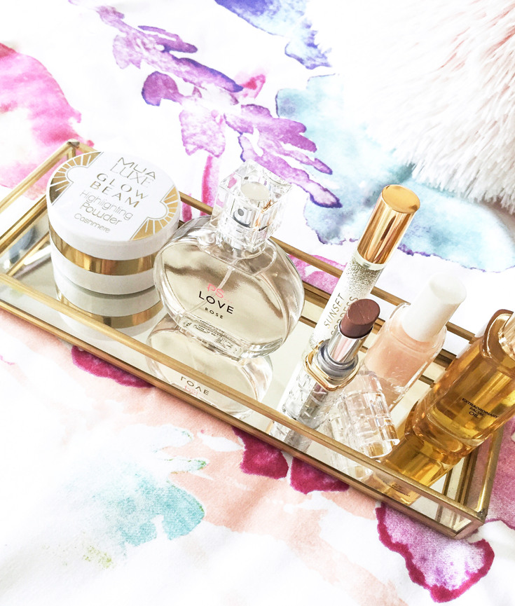 best facial sprays for your skin type - new lune