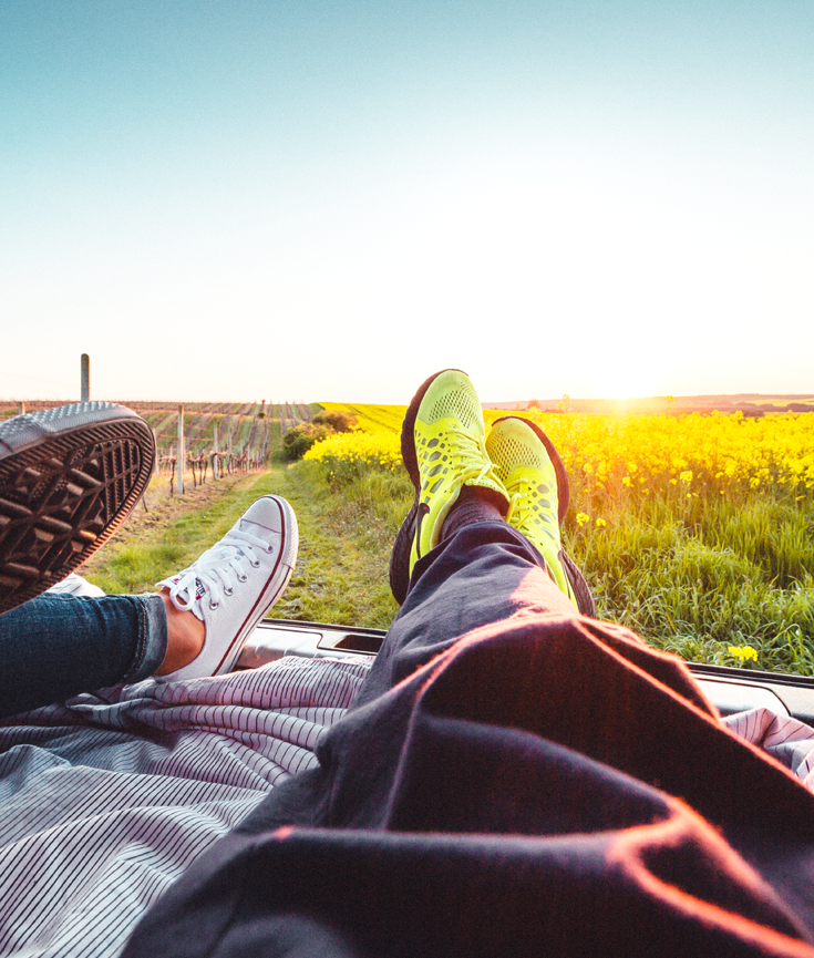 do long distance relationships work - new lune - dating