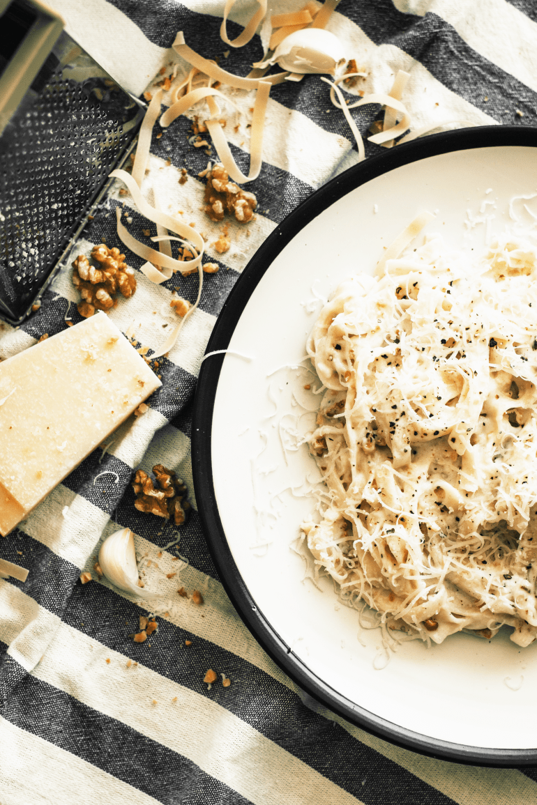 3 delicious pasta recipe - new lune - creamy garlic pasta