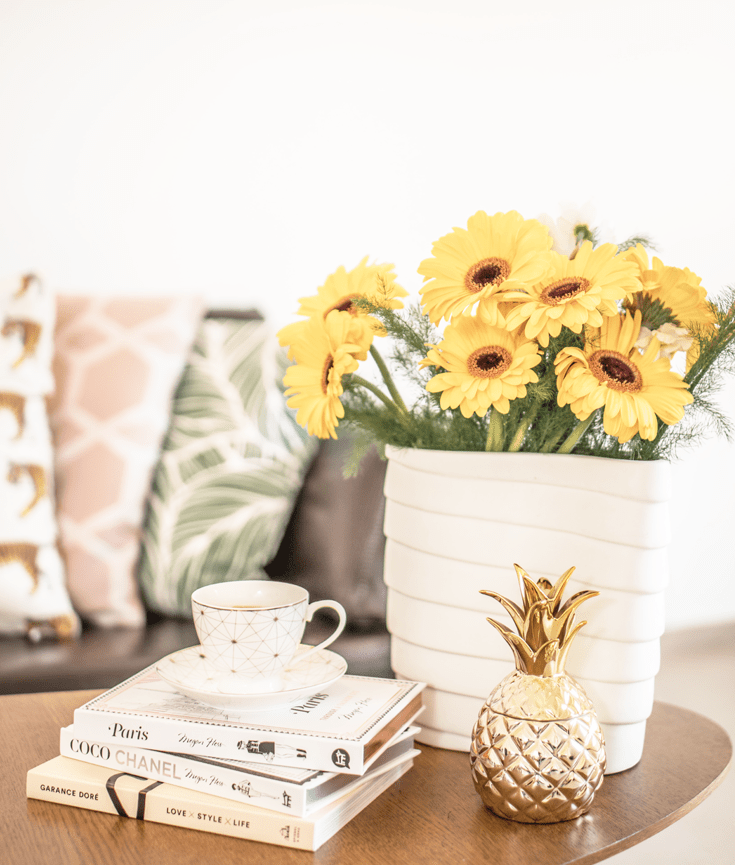 4 simple ways to live a happy life - new lune