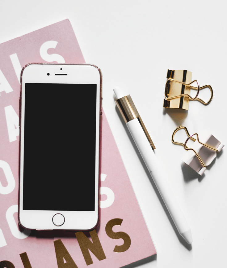 how to use DMs to your advantage as a blogger - new lune